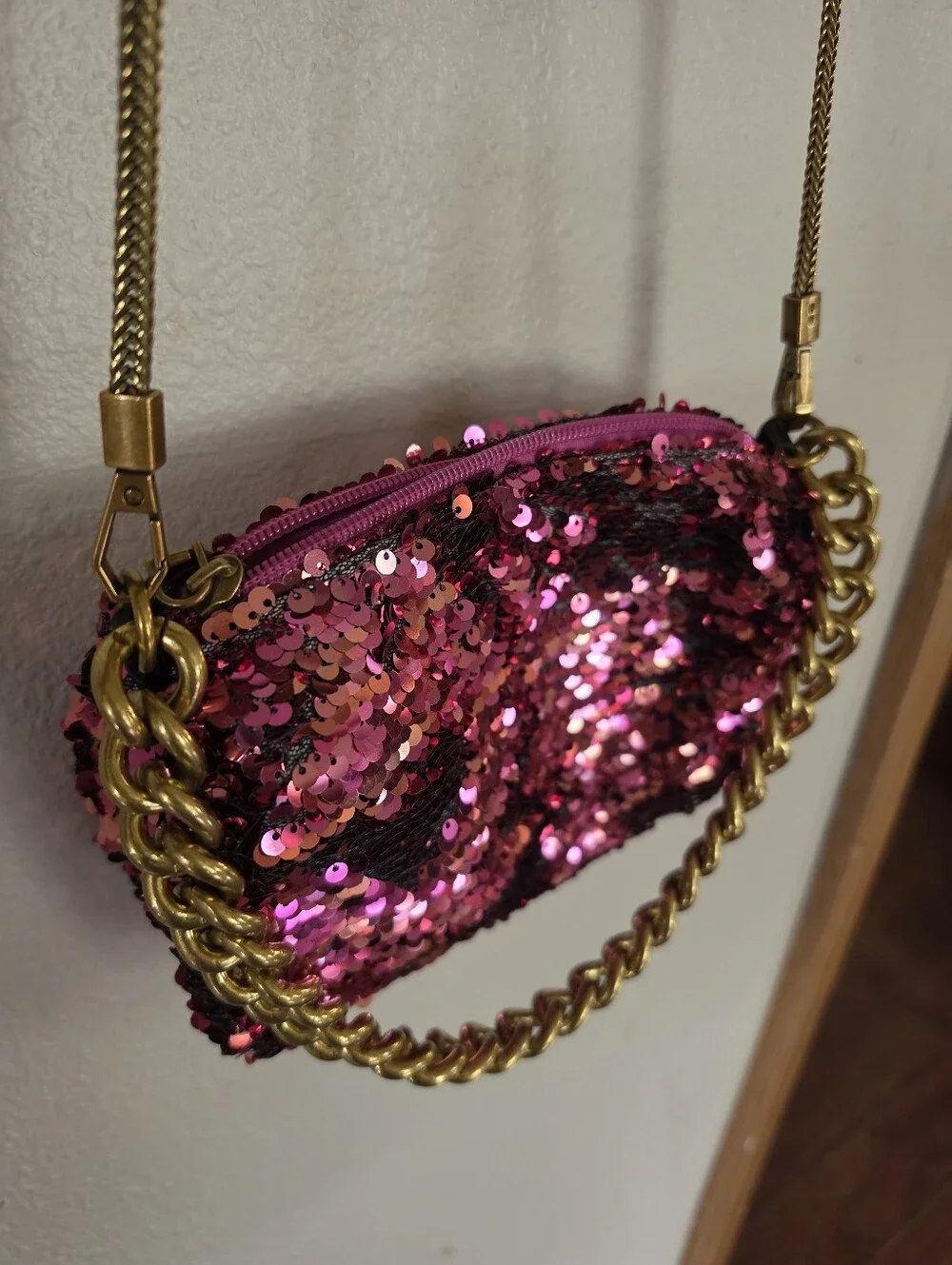 MONTANA WEST Sequin Hand Bag Link & Crossbody Straps Shiny Pink Night Out!